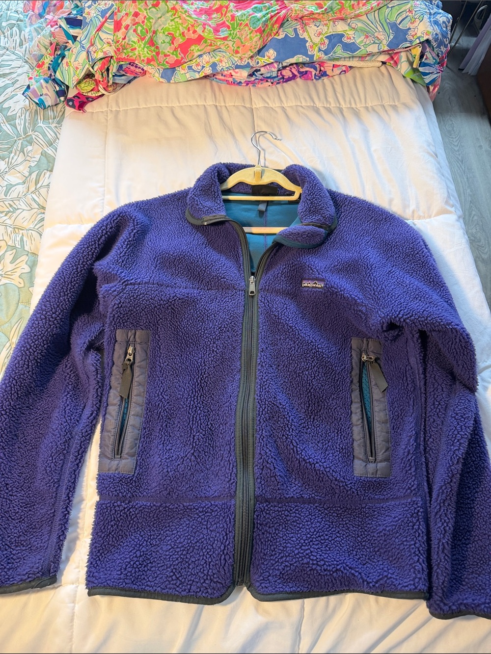 Patagonia Women’s Deep Purple Full-Zip Teddy Fleece Jacket
